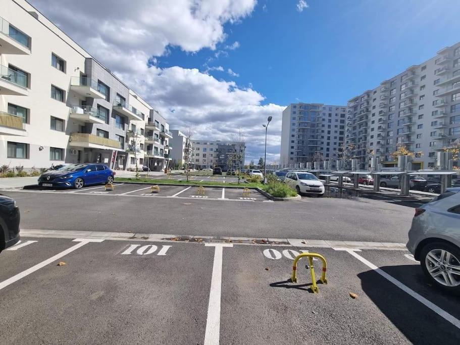 Lovely 1 Bedroom Livingroom Apartment Sector 1 Bucuresti Voluntari Bagian luar foto